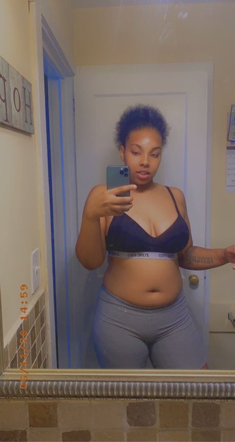 Darnajia Jackson Model OnlyFans Foto