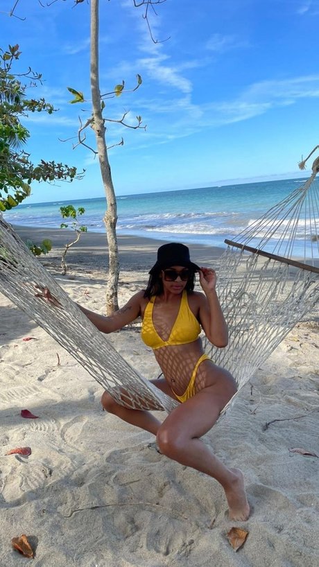 CoralSexy 22 OnlyFans Sextape