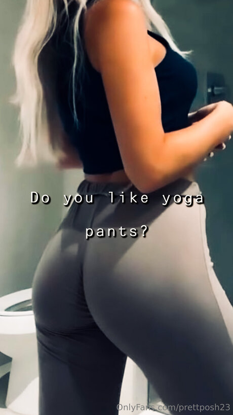 Prettyposh23 Titten OnlyFans