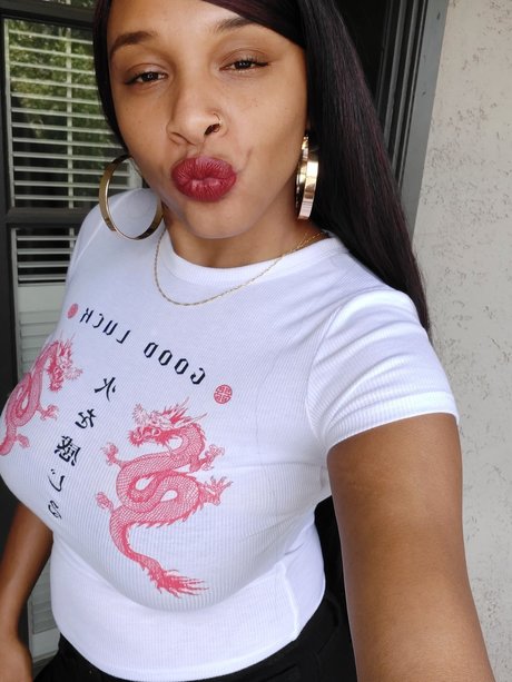 420ChunLi420 Nacktpornos von OnlyFans geleakt