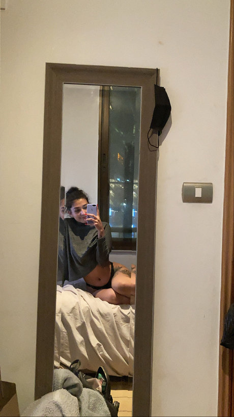 pouty girl_ Nacktbilder von OnlyFans geleakt