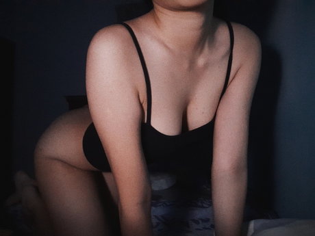 Popos Nacktbilder von OnlyFans geleakt