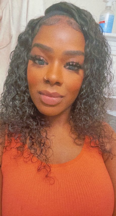 Azariyah Nacktbilder von OnlyFans geleakt