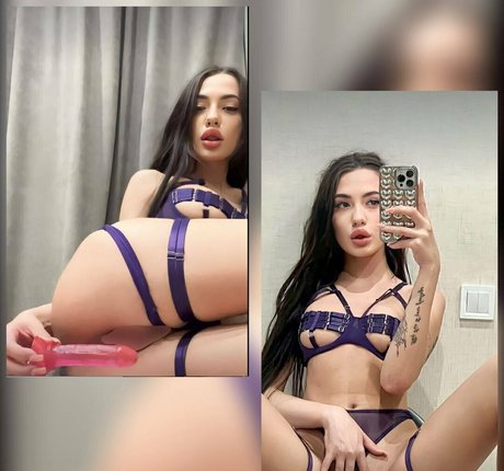 merce sweet OnlyFans Strip