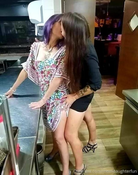 fun with u OnlyFans Brüste Bild