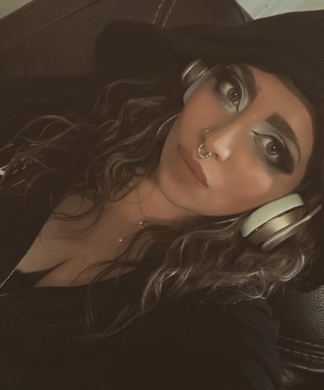 DaniLou Nacktbilder von OnlyFans geleakt