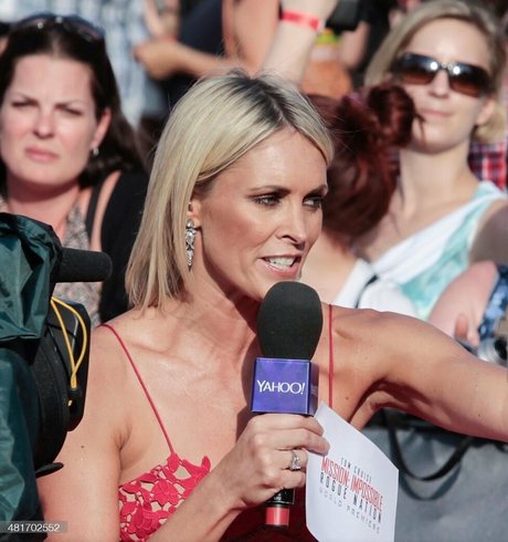 Jenni Falconer OnlyFans Strip