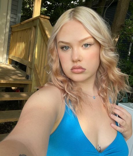 Anna Wright Nacktbilder von OnlyFans