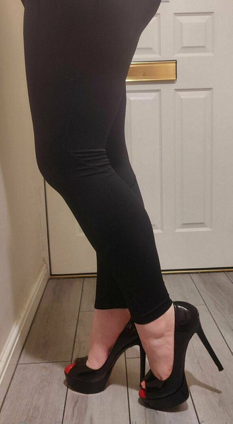 kayties feet OnlyFans Leak