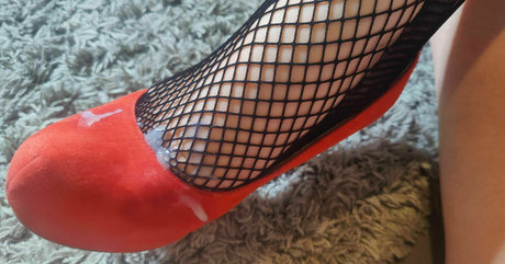 kayties feet OnlyFans explizite Inhalte