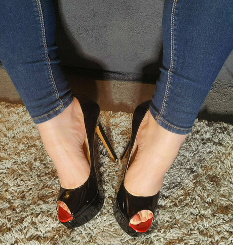 kayties feet Nacktbilder OnlyFans geleakt