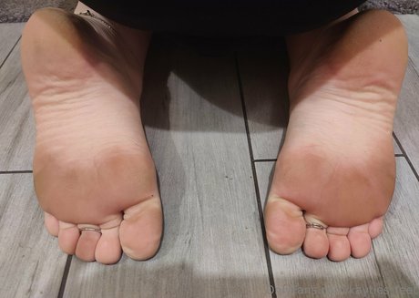 kayties feet Nacktbilder von OnlyFans