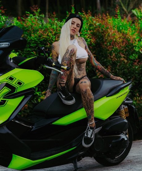 Bantikboy OnlyFans Gratis-Inhalte