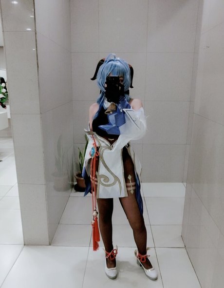 umgekehrter gangbang nur fans Pornografie Content