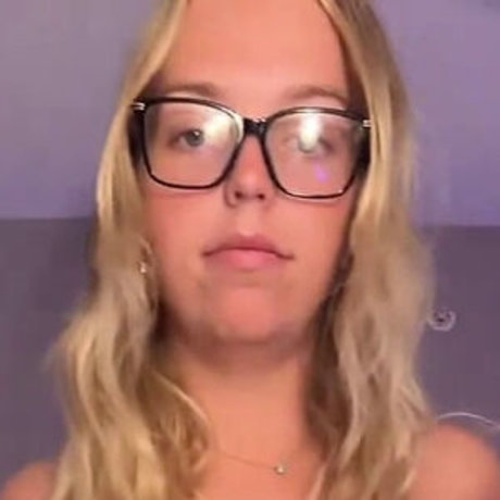 Barbiegirlpawg OnlyFans explizite Inhalte