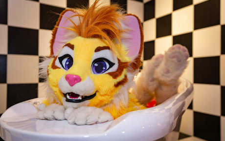 thatyellowkitty NurlyFans-Pornos