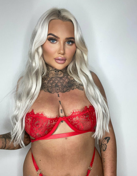 inkedblondieeee OnlyFans Archiv