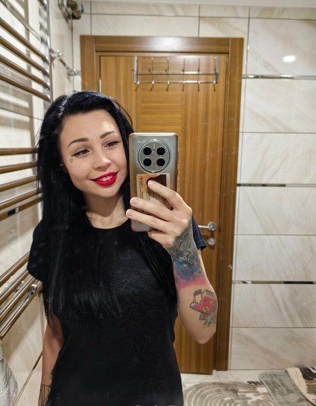 lola pixel Nacktbilder auf OnlyFans