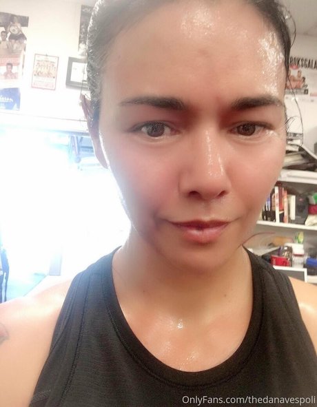 thedanavespoli OnlyFans-Komplettinhalte