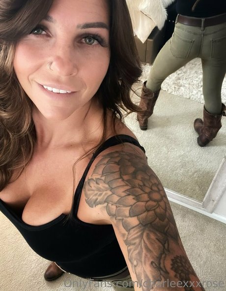 charleexxxrose OnlyFans Leaj