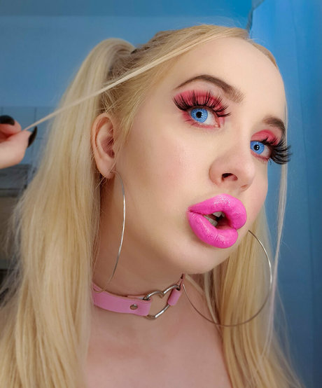 vivianrosefree OnlyFans X