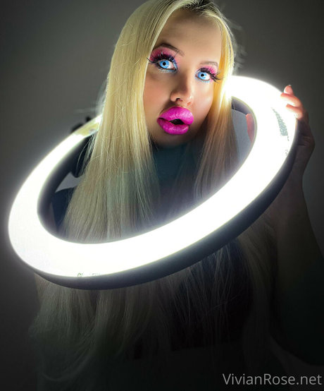 vivianrosefree Profilbild