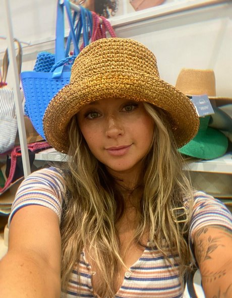 lolahale xo OnlyFans Nacktbilder