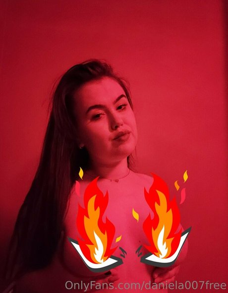 daniela007free Po OnlyFans
