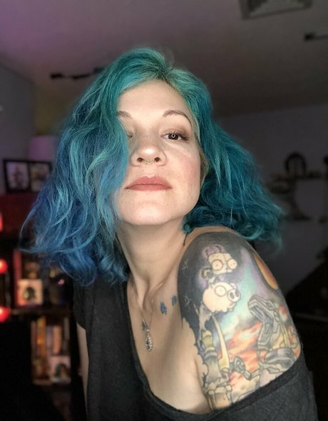 anervoussole xo OnlyFans gratis