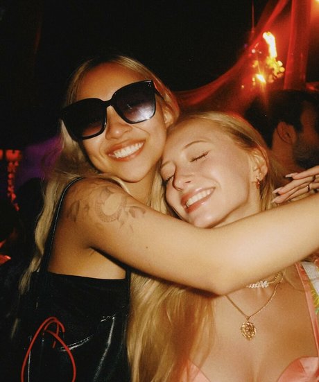 psychologe onlyfans sexy Nacktbilder Foto