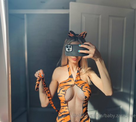 zara rose free Leaks von Nacktbildern auf OnlyFans