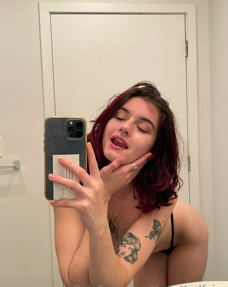 Maria Decomo OnlyFans Nacktbilder