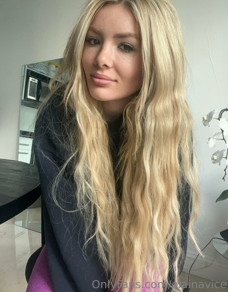 elainavice Nacktbilder geleakt OnlyFans