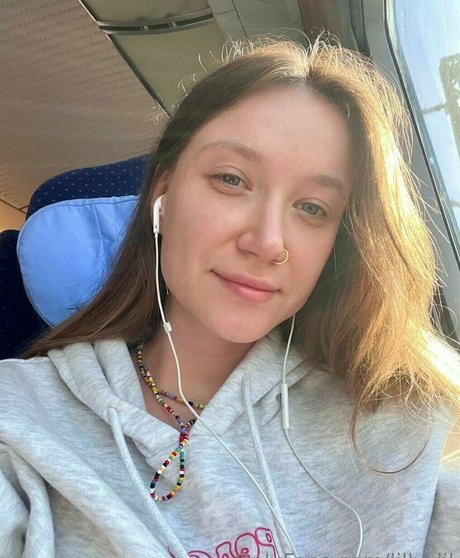 lilly lil Heiße OnlyFans Inhalte