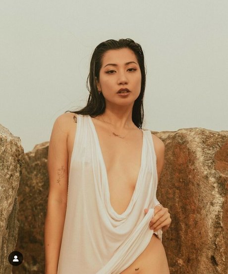 Yourleo s Nacktpornos auf OnlyFans