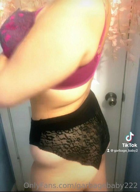 garbagebaby222 Nacktpornos von OnlyFans geleakt