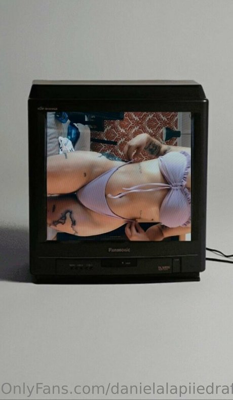 danielalapiiedrafree OnlyFans nackte Brüste