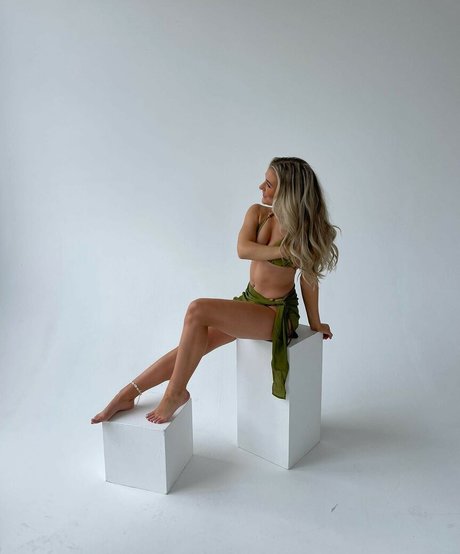 Molly Marsh Nacktbilder von OnlyFans