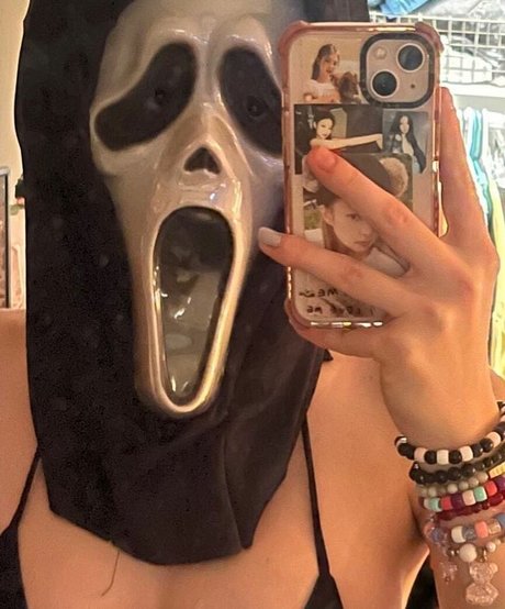 gray OnlyFans Leaks Nacktbilder