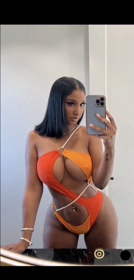 Bernice Burgos Nacktbilder geleakt OnlyFans Nacktporno