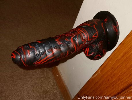 iamyoursinner OnlyFans Lesbisch