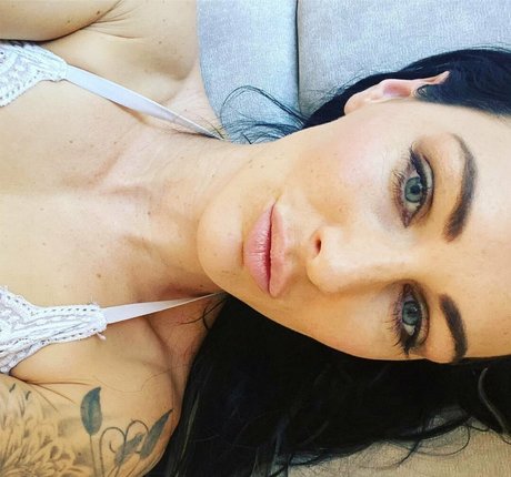 carmen divinefree Nackt OnlyFans