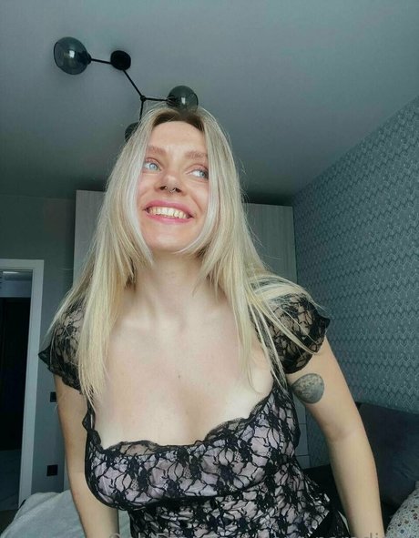 your paradisse Nackt auf OnlyFans Leaks