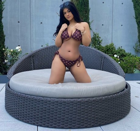 Itsjansanxo OnlyFans Bilder