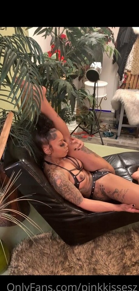 pinkkissesz Nacktbilder von OnlyFans