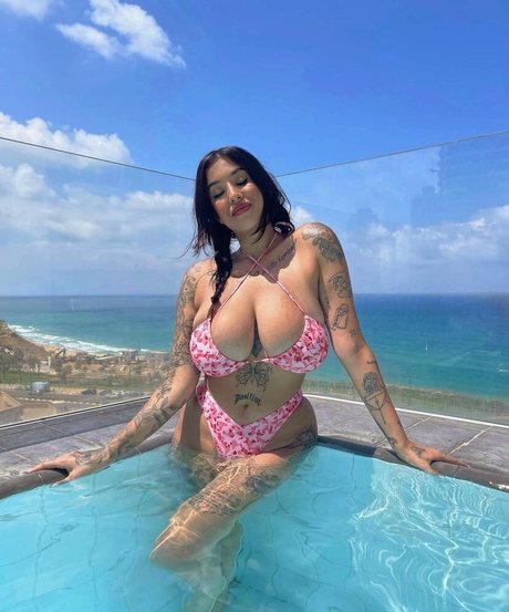 May Bakshi Gratis OnlyFans