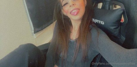 shegavemefree Nacktpornos von OnlyFans geleakt