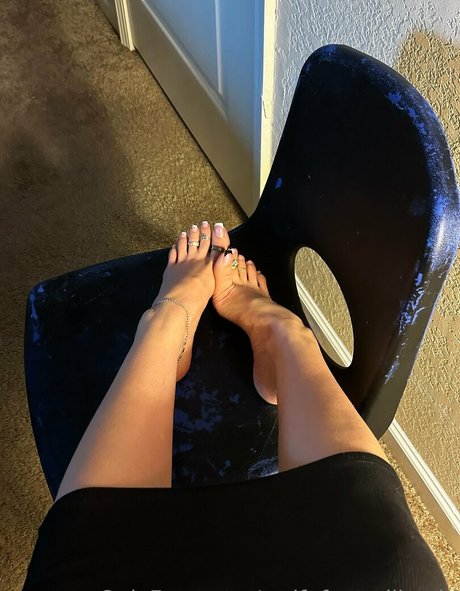 waifufeetmilkpaid Nacktbilder OnlyFans