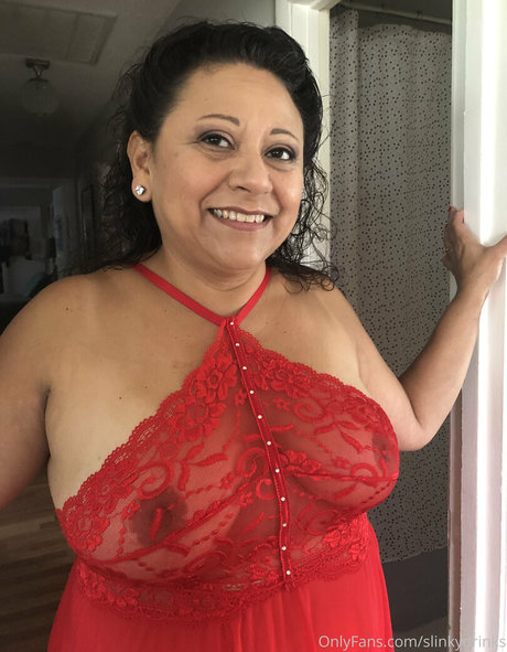 slinkydrinks Bilder OnlyFans