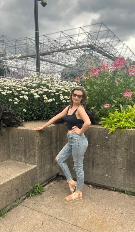 Sesskasays OnlyFans Nacktbilder